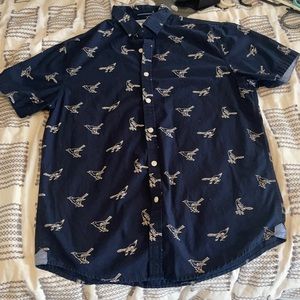 Men’s button down t-shirt